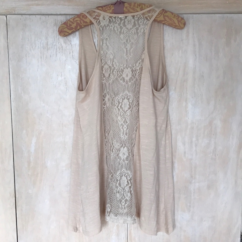 Pretty Lace Tank - Picture 2 of 3